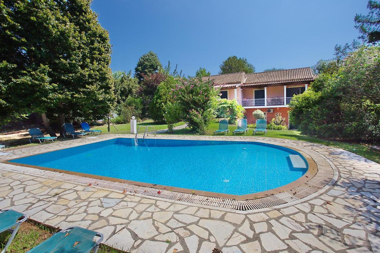 Villa Leda Karuszádesz Kültér fotó
